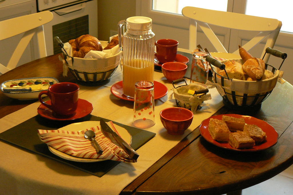 L' Escale Tranquille Bed & Breakfast Sete Exterior photo
